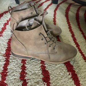 American Eagle Booties